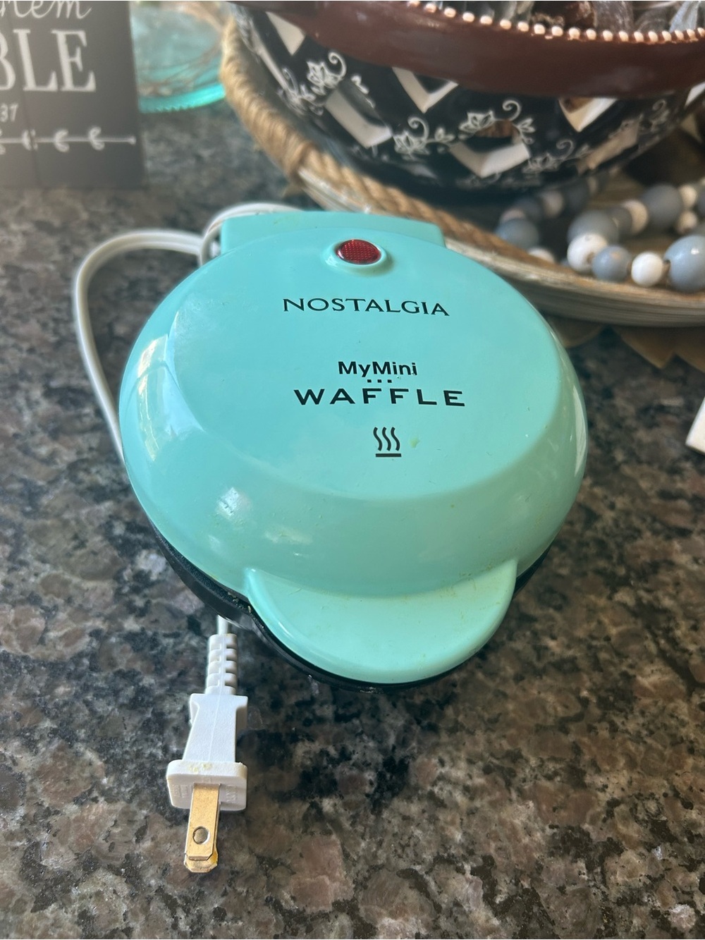 ✨Portable Kitchen Appliance mini waffle 🧇 maker